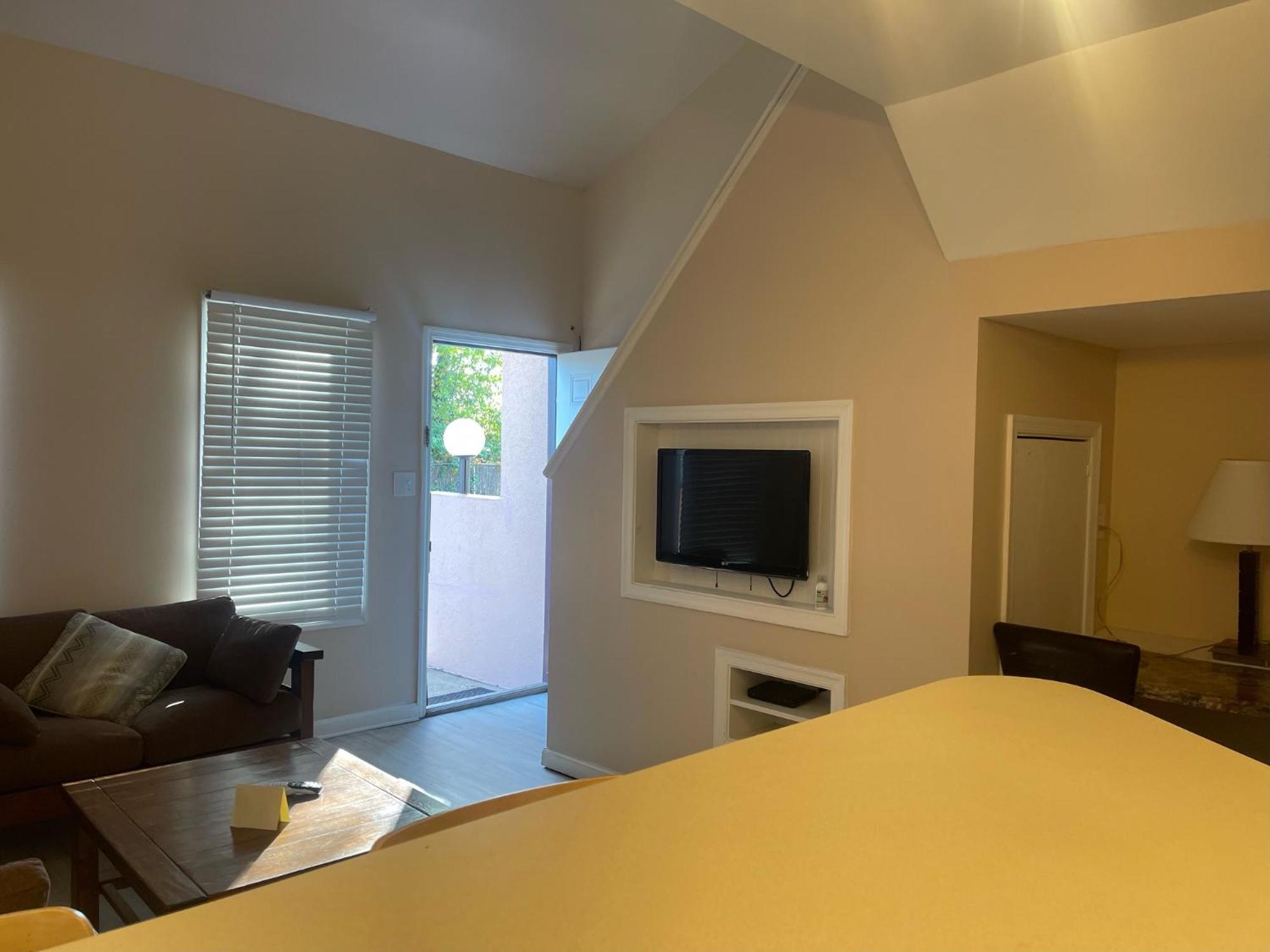 Executive Suites ウィンチェスター エクステリア 写真
